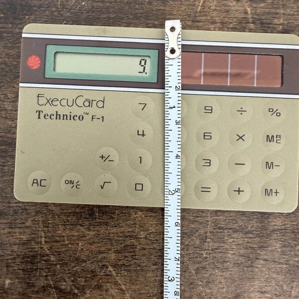 Vintage ExecuCard Technico F-1 Solar Credit Card Calculator‎ w/ Case Japan